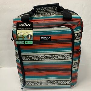 Igloo MaxCold Backpack Cooler Tote Bag Soft Side 30 Can Red Blanket Stripes NWT